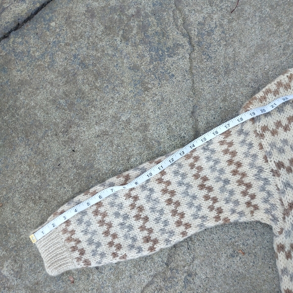 Vintage Wool Hand Knit Sweater - Picture 6 of 11